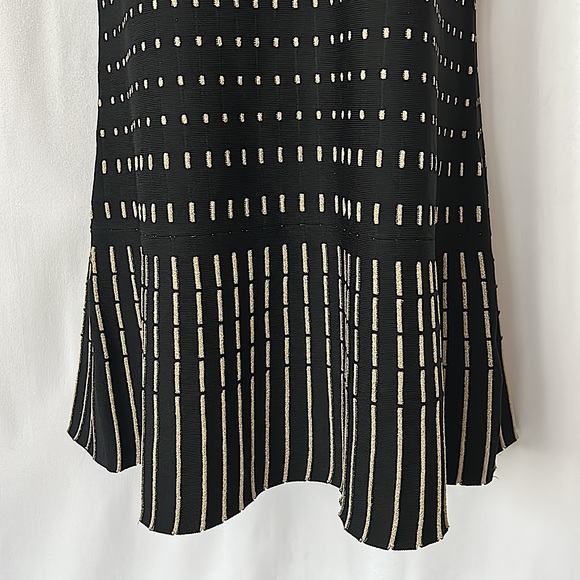 Ted Baker London Gorgeous Black/Gold Sleeveless Dress **Size 2**🌺🌺 - Picture 4 of 5
